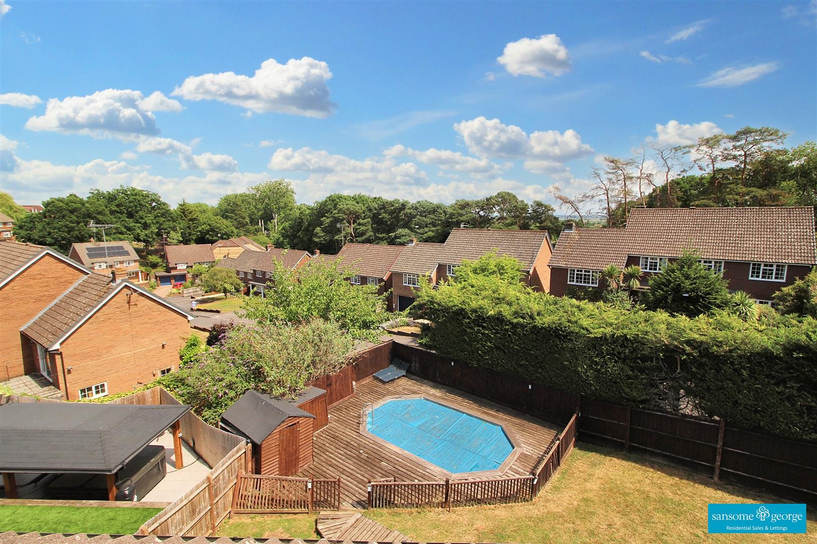 Fairway Avenue, Tilehurst, Reading